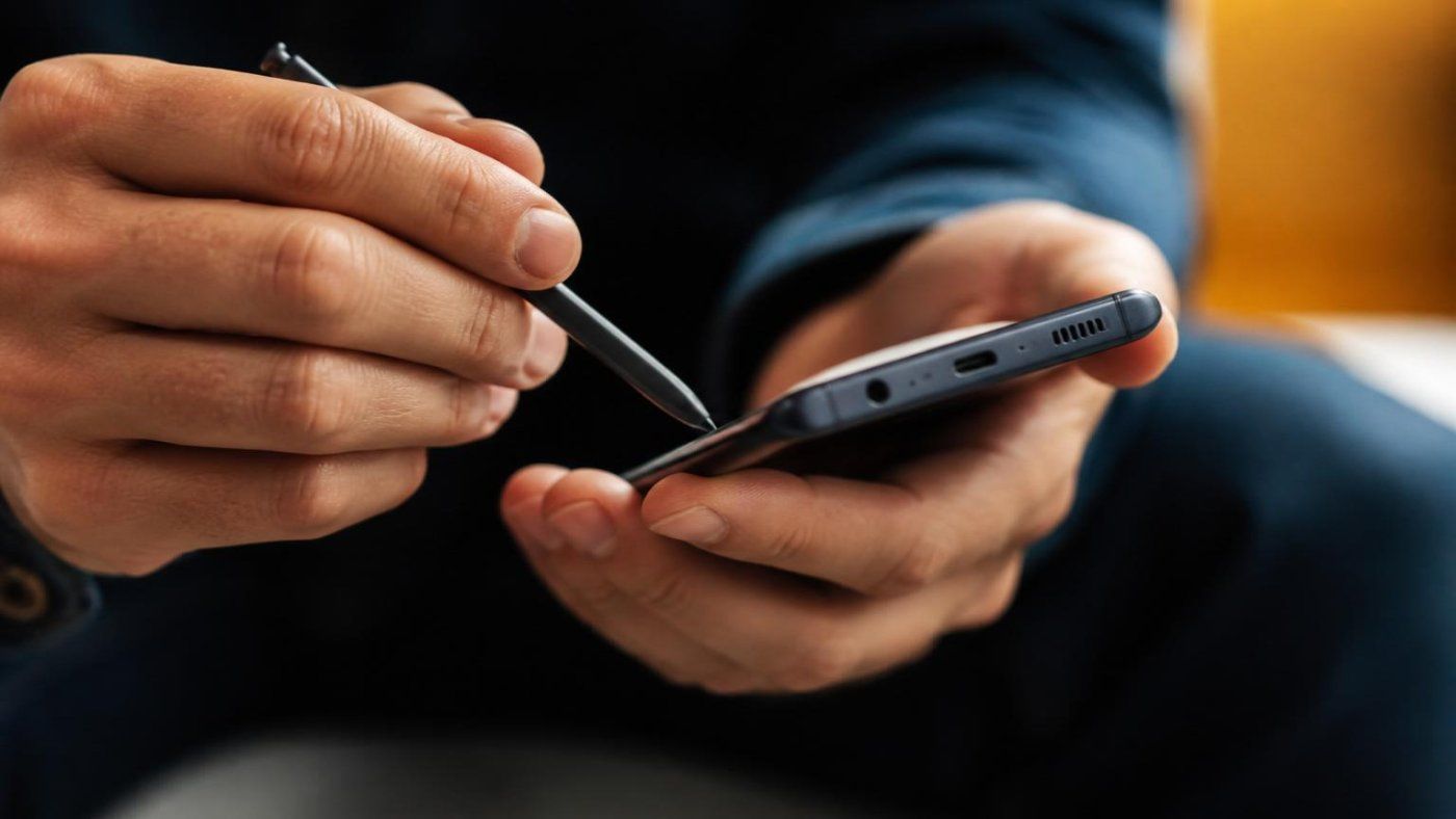 Motorola sube el Moto G Stylus a 500 dólares y recupera microSD, jack y stylus con batería
