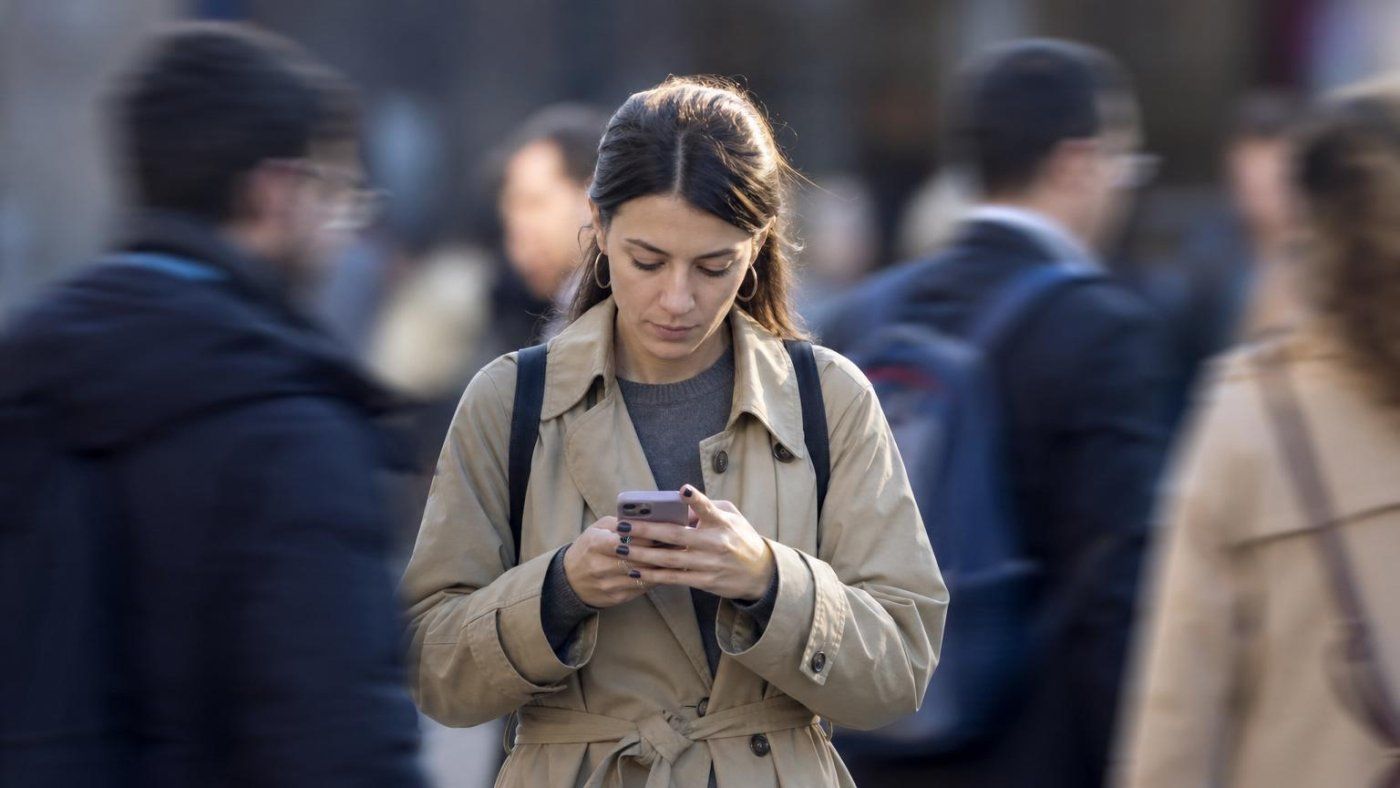 La UE exige a Meta apagar el scroll infinito o afrontará multas de hasta el 6% de su facturación mundial