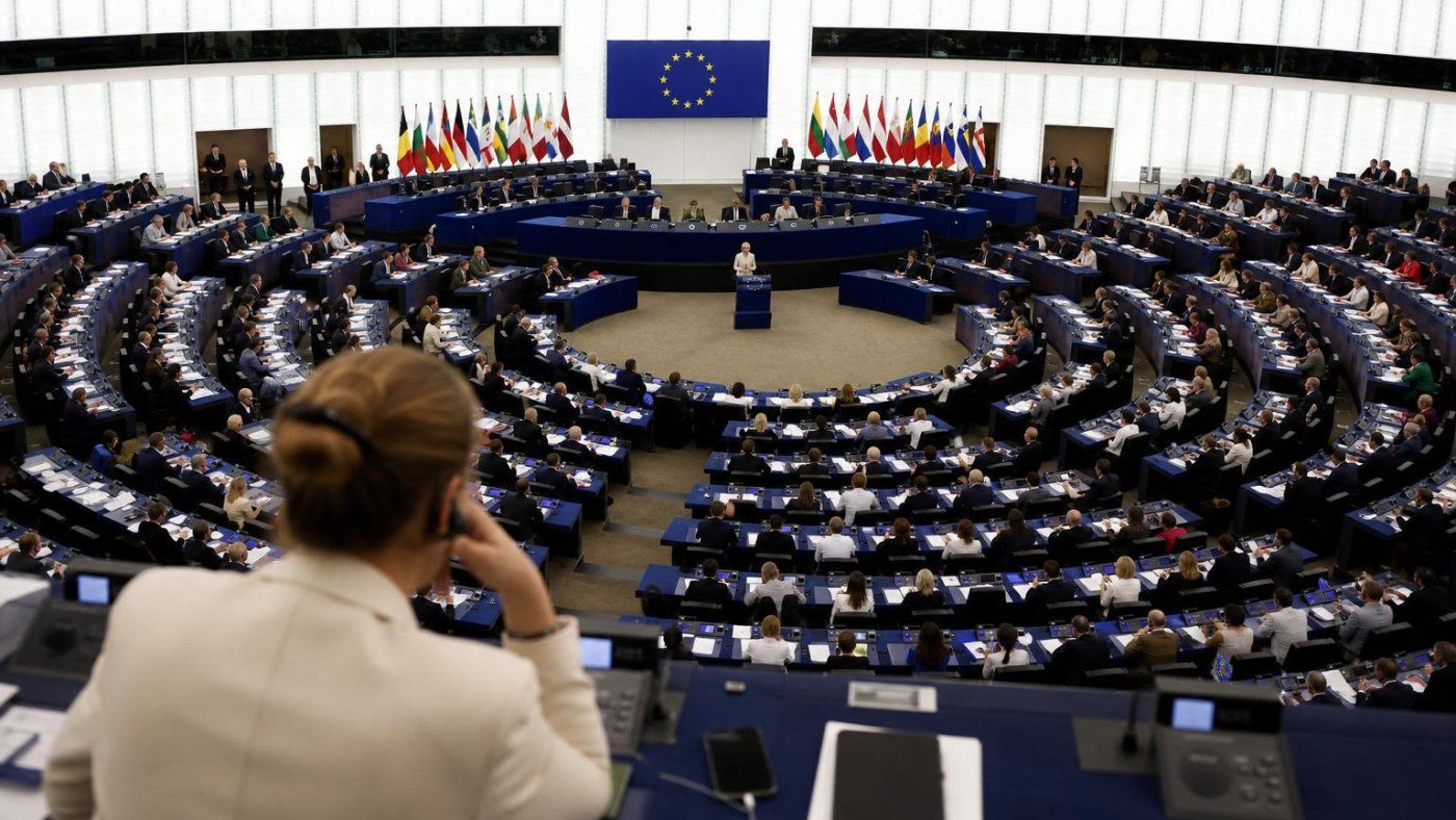 Europa estudia vetar redes sociales a menores tras detectar 4 a 6 horas diarias de uso