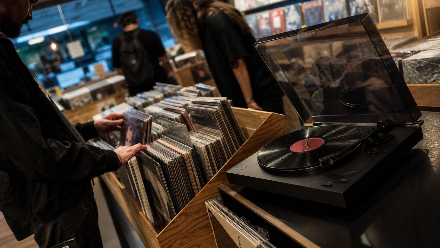 Sony lanza un tocadiscos de 349,99 dólares semanas después de anunciar el fin de sus discos en 2028