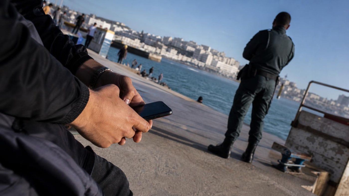 La convocatoria para entrar en Ceuta el 15 de agosto salta de TikTok a WhatsApp bajo vigilancia policial