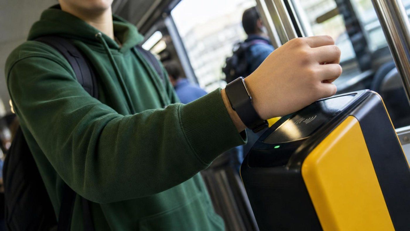 Google Wallet ya deja pagar a menores con móvil o reloj sin cuenta bancaria, pero solo en EE. UU.
