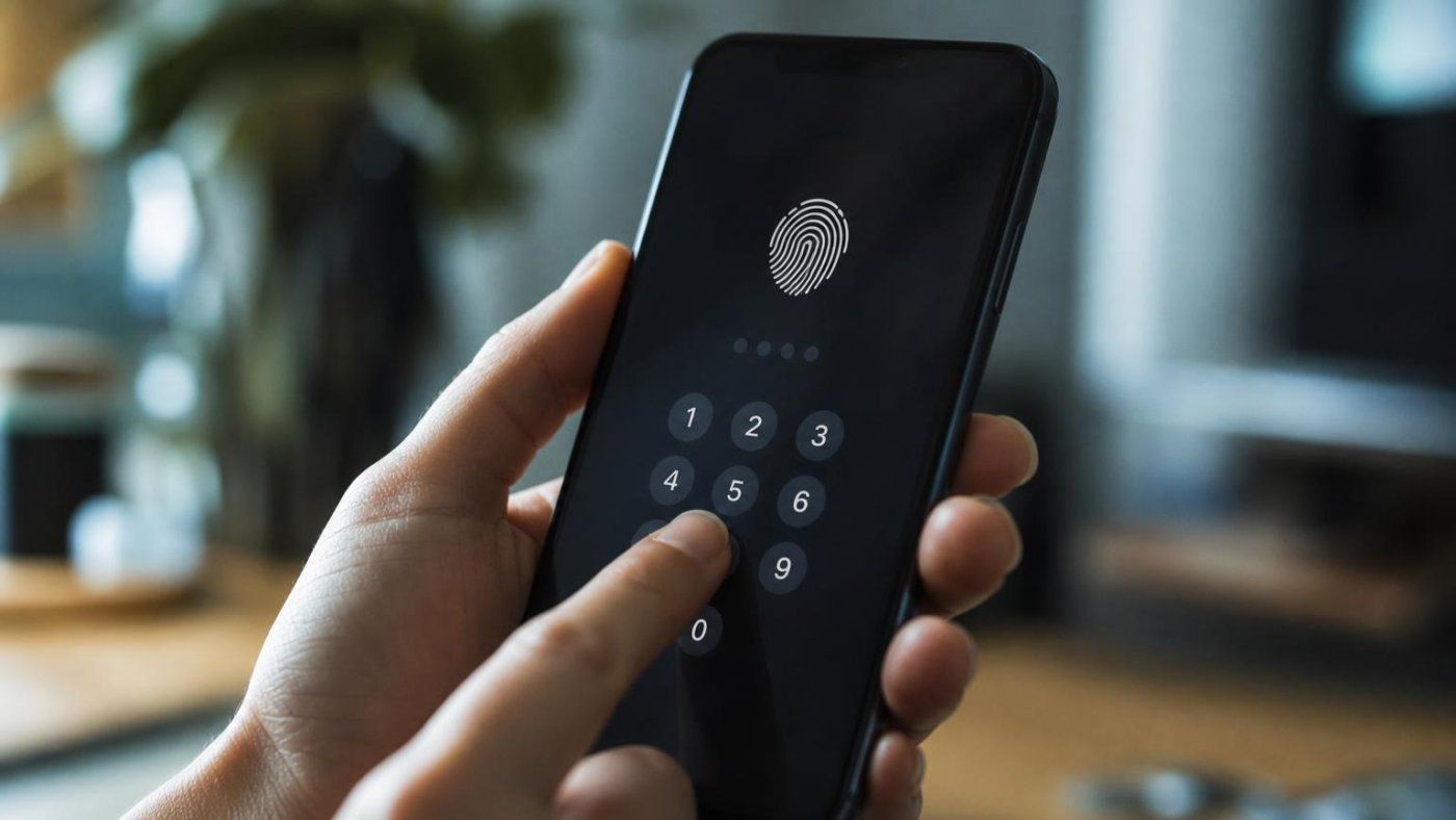 ChatGPT para Android prepara chats ocultos con PIN o huella que no aparecerán ni en búsquedas