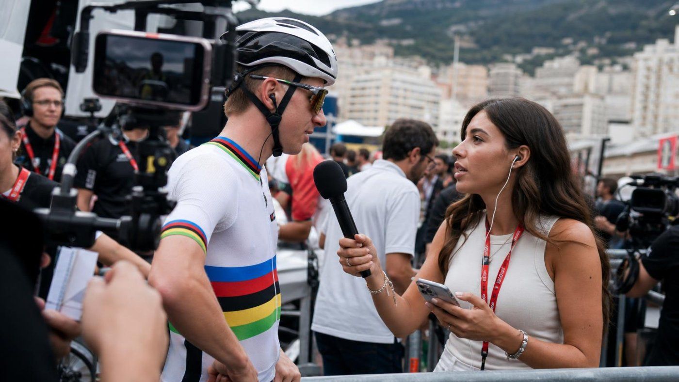 Pogacar ganó en Mónaco, pero La Vuelta acabó marcada por la retransmisión de una influencer con 6 millones