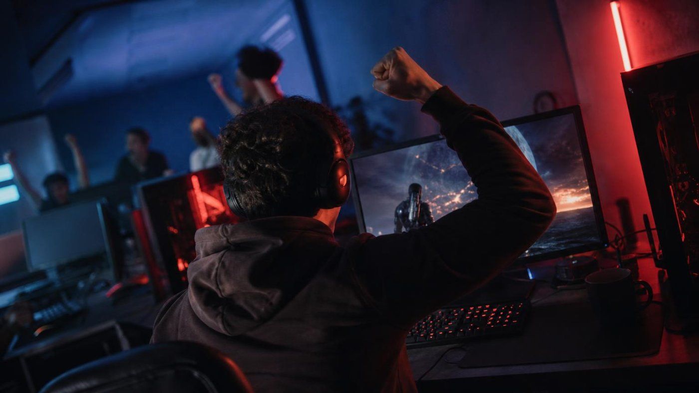 Mass Effect supera 100.000 firmas en dos días y fuerza a EA a decidir: continuar o ceder la saga