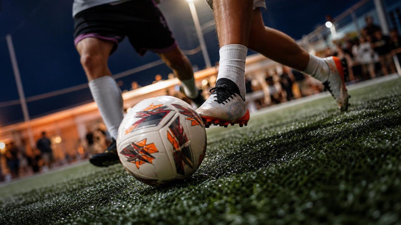 El Clásico arranca hoy a las 21.00 en DAZN tras una previa con balón nuevo, goles y un 5-2 El Clásico arranca hoy a las 21.00 en DAZN tras una previa con balón nuevo, goles y un 5-2